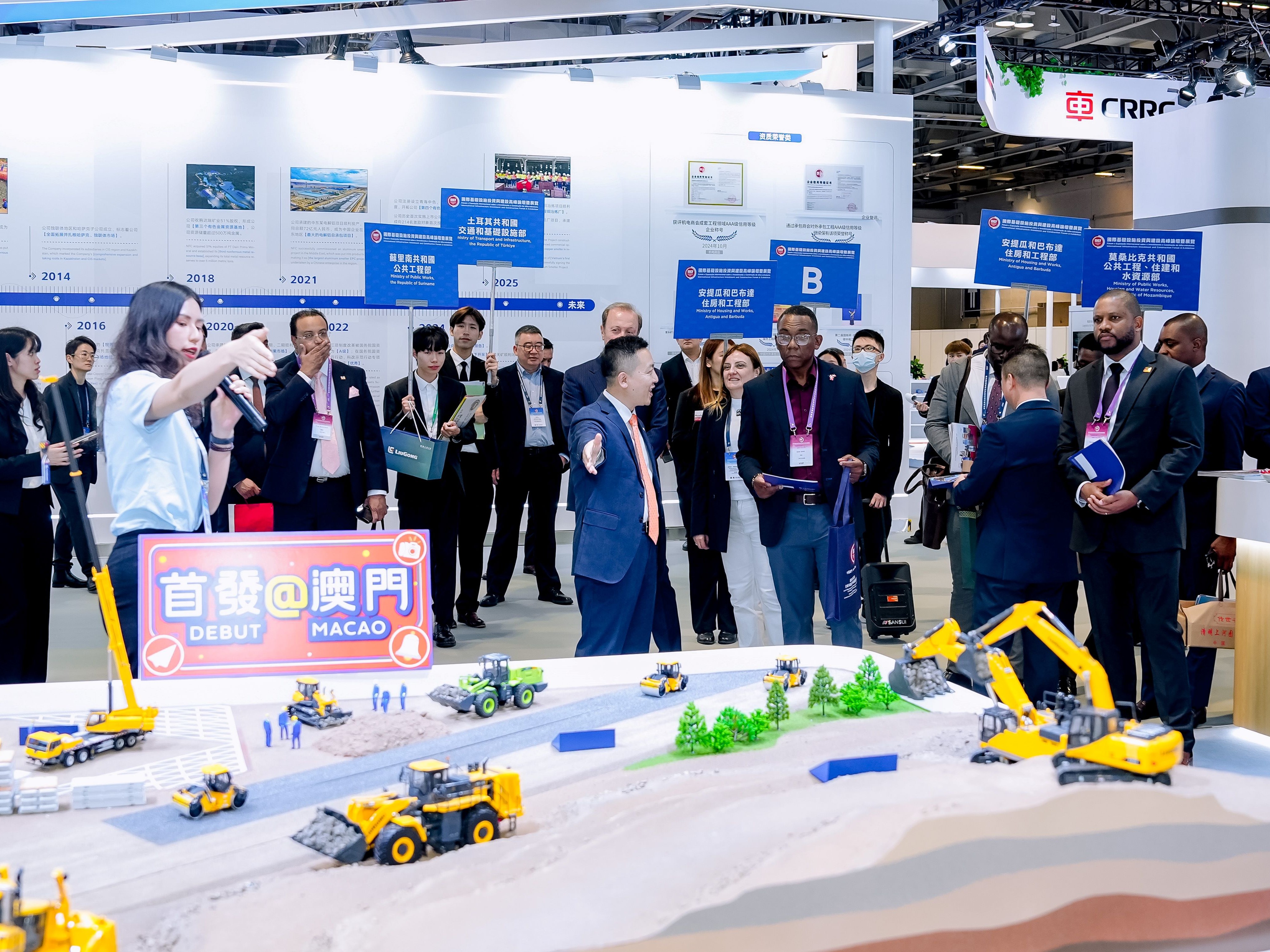 1763976449544020.jpg 2.jpg