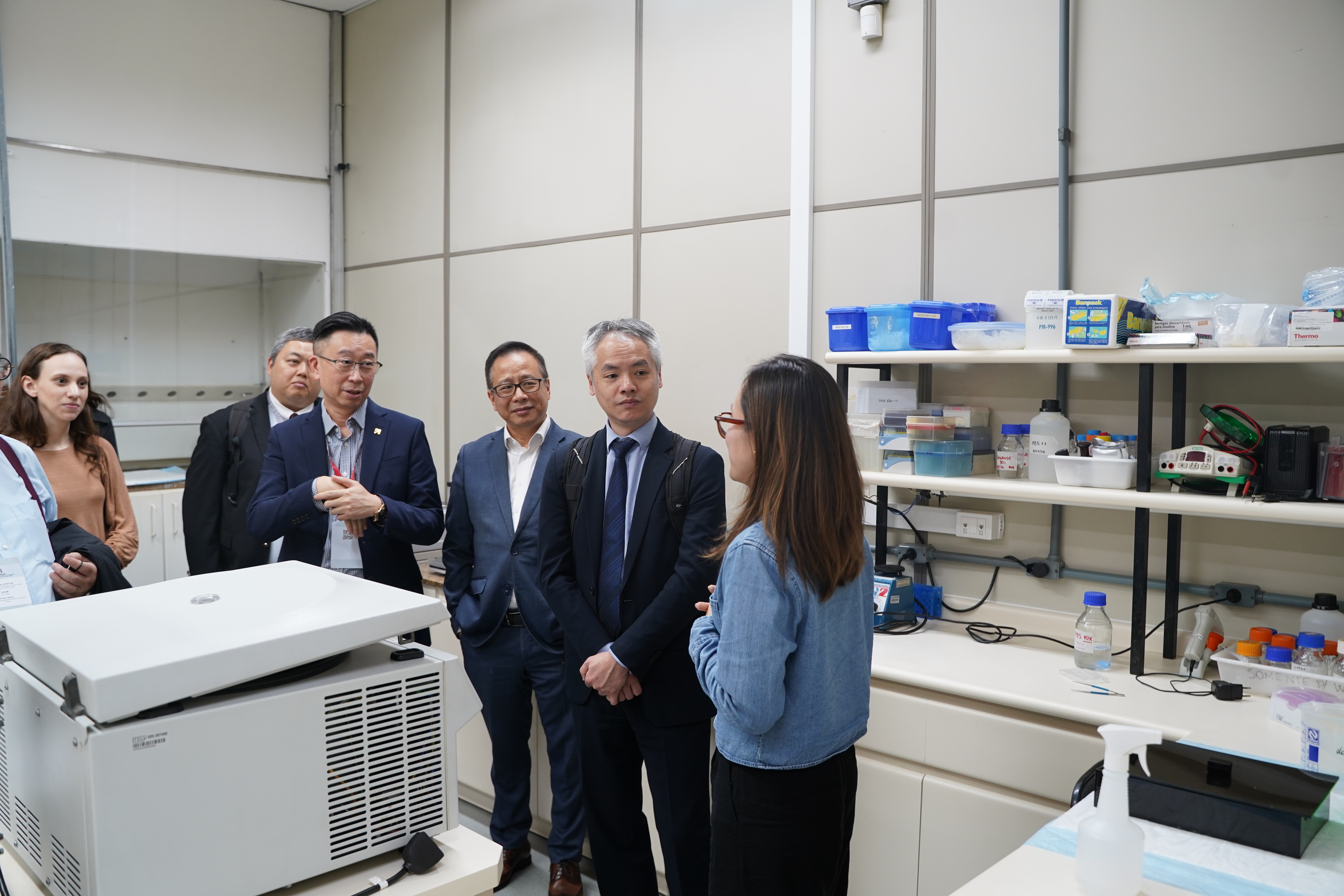 1781084280711095.jpg 009:访问团考察巴西圣保罗高等院校+(1).jpg