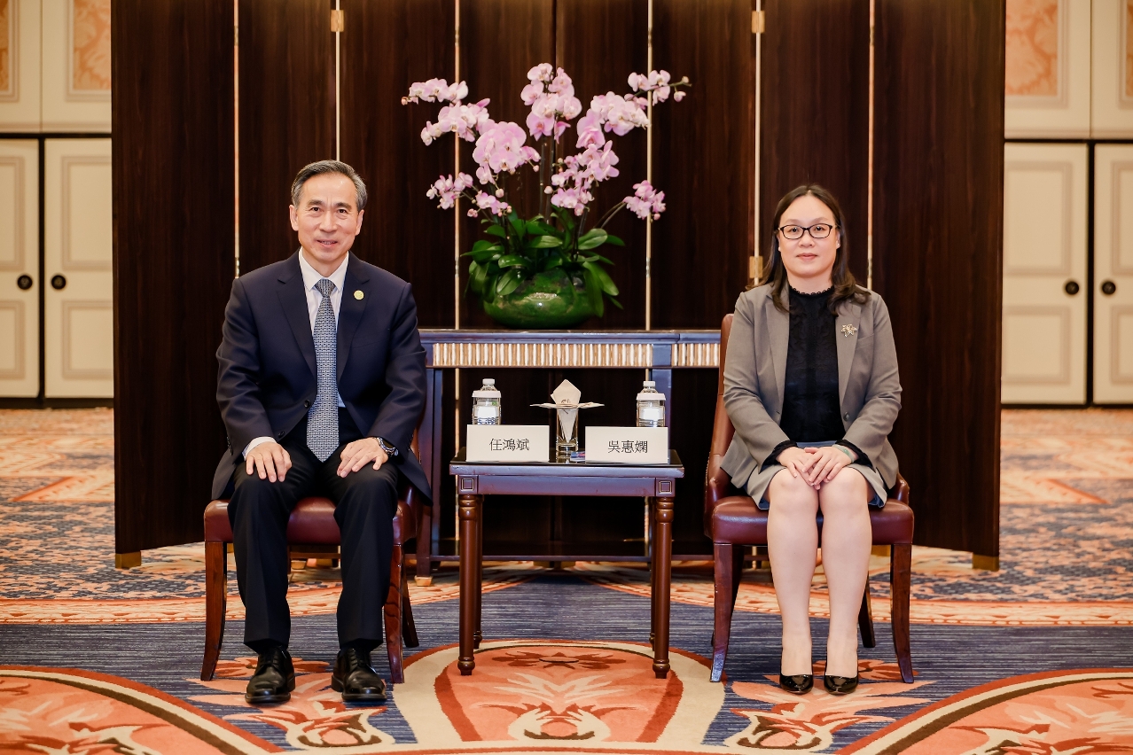 1792661249186524.jpg 001:两地贸促机构、商会的领导和代表进行交流_+(1).jpg