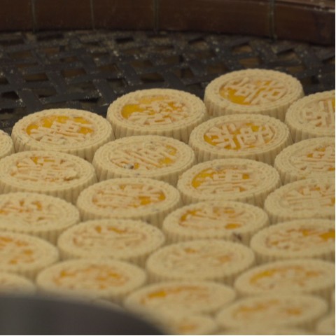 Macau perfumado pelo aroma: à procura do melhor biscoito de amêndoa feito no forno a carvão