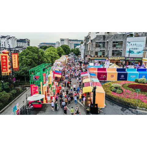  Semana de Macau em Jiangsu encerrada com sucesso e os produtos característicos de Macau e dos países de língua portuguesa foram bem acolhidos por cidadãos locais