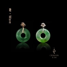 Wave Series – Untarnished green jadeite peace buckle pendant