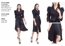 Black Modern-Cut Jacquard Pleated Dress with belt
