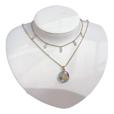 Ruins of St. Paul’s – Necklace [Stained Glass in Sun's Shape]