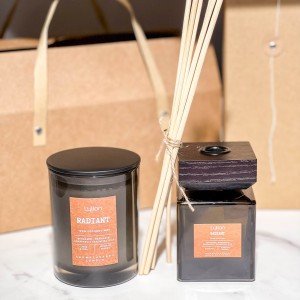 香氛蜡烛和家用扩香器“Radiant”套装