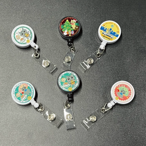 手工印伸缩证件扣